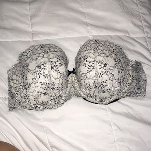 VS strapless bra